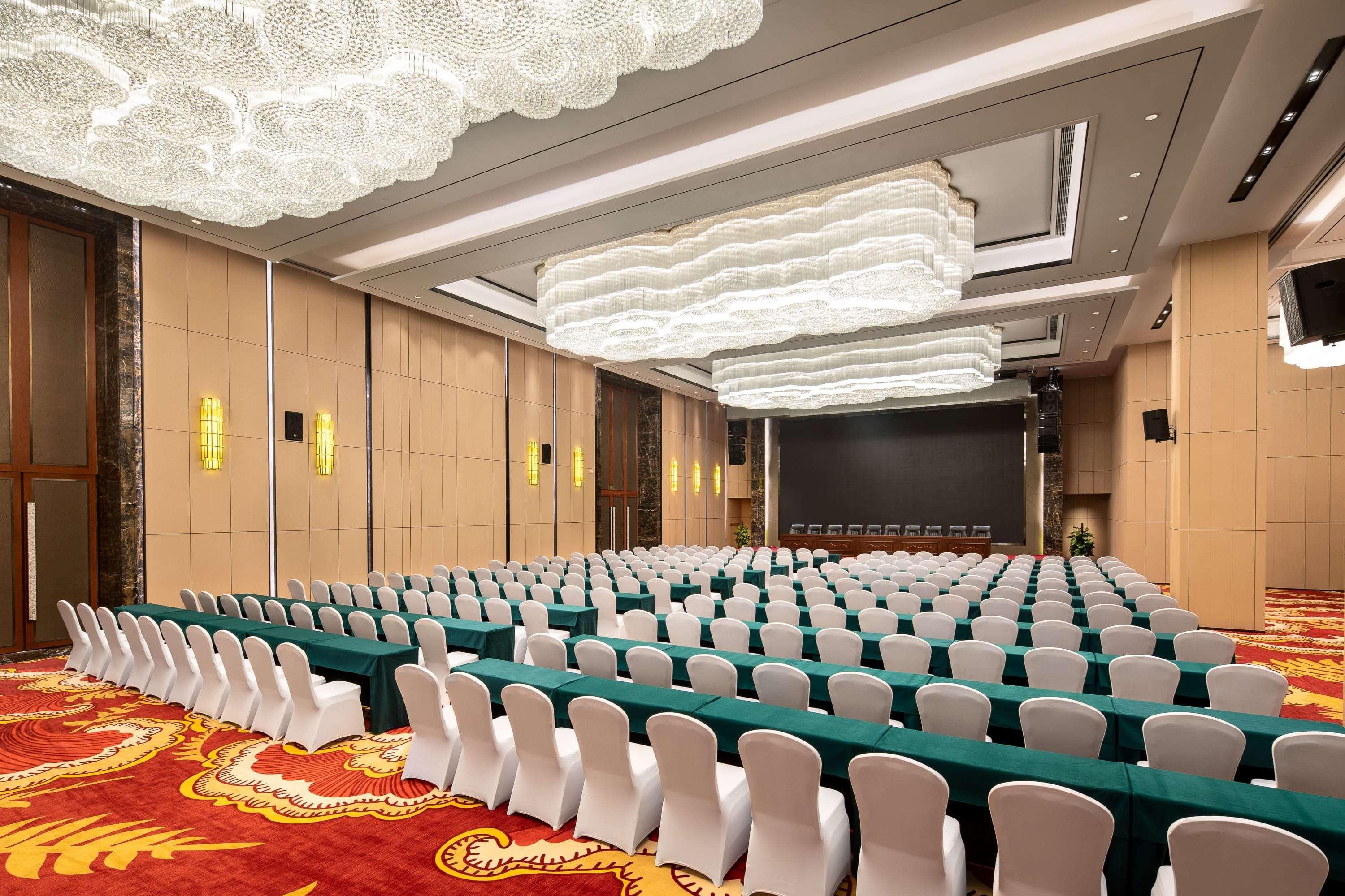 Ramada Wyndham Zhengzhou Xinzheng Hotel Xinzheng  Екстериор снимка