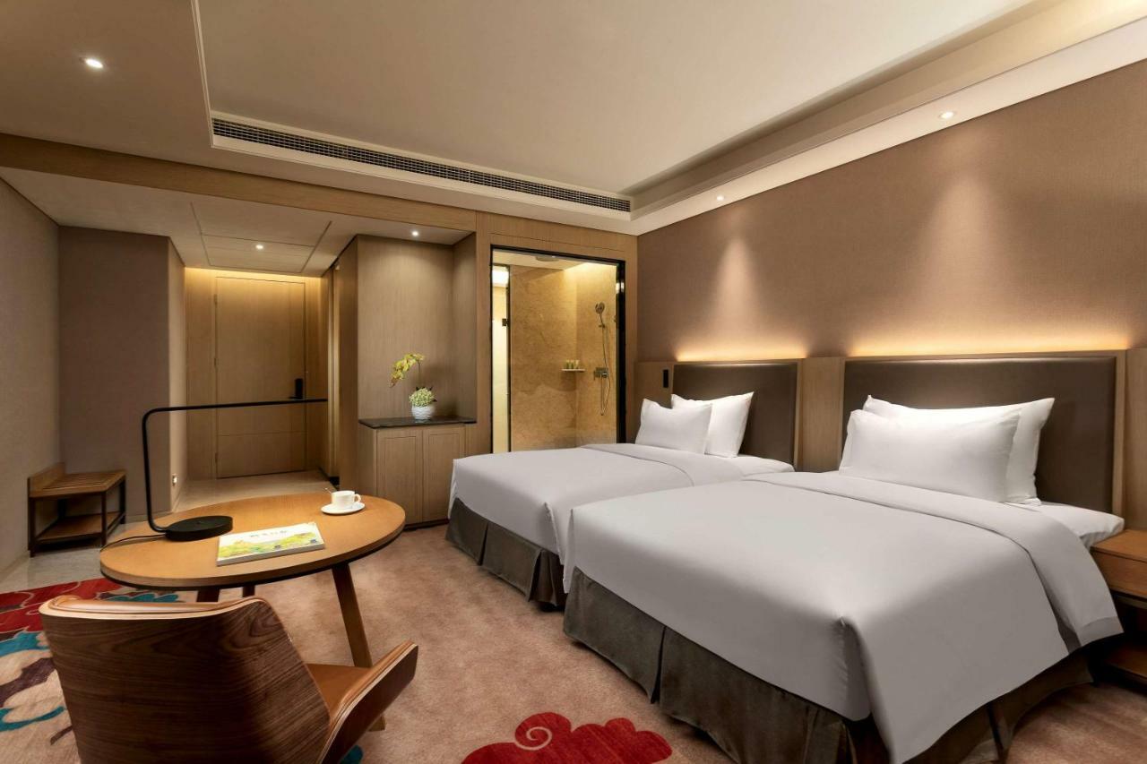 Ramada Wyndham Zhengzhou Xinzheng Hotel Xinzheng  Екстериор снимка